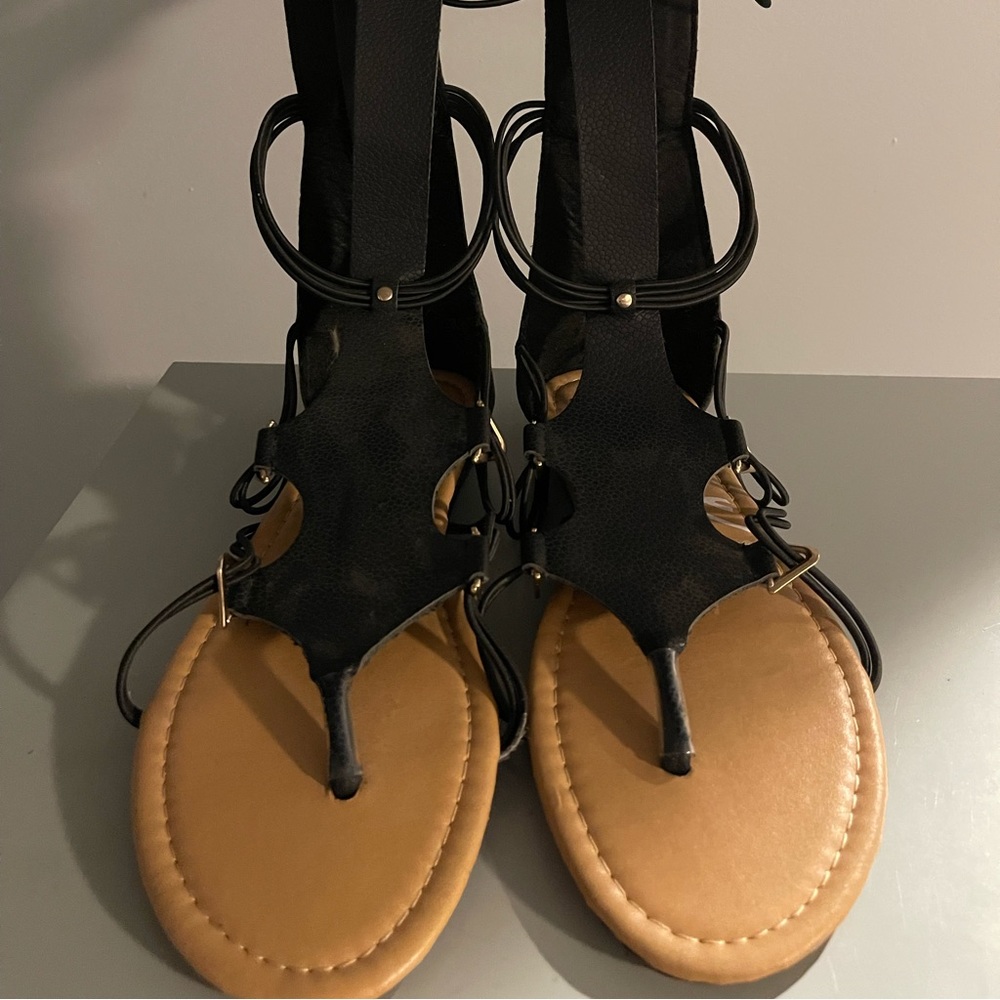 Gladiator sandals size 9 NWT Never worn